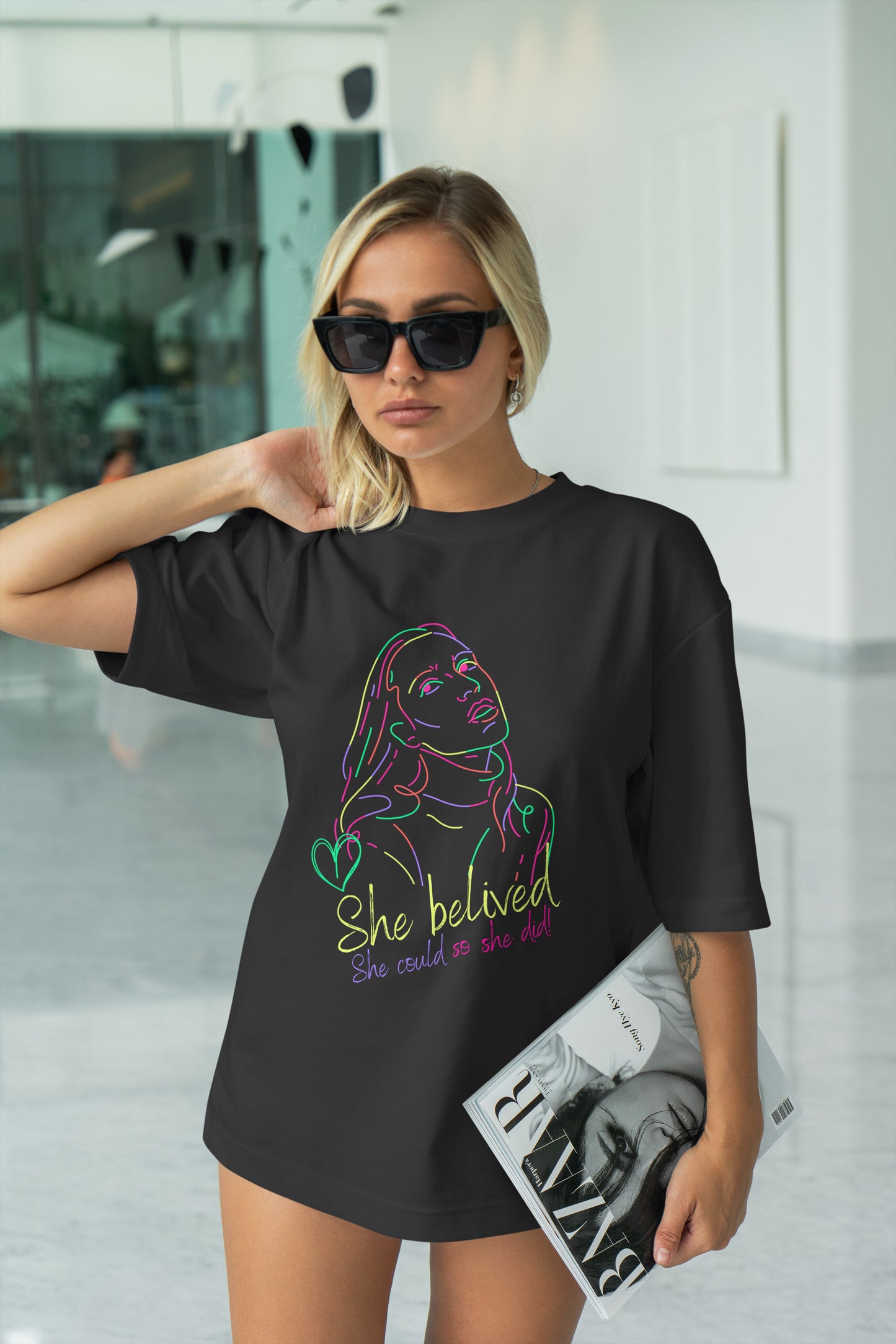 Neon Lady Graphic Printed Unisex Oversized T-shirt D113