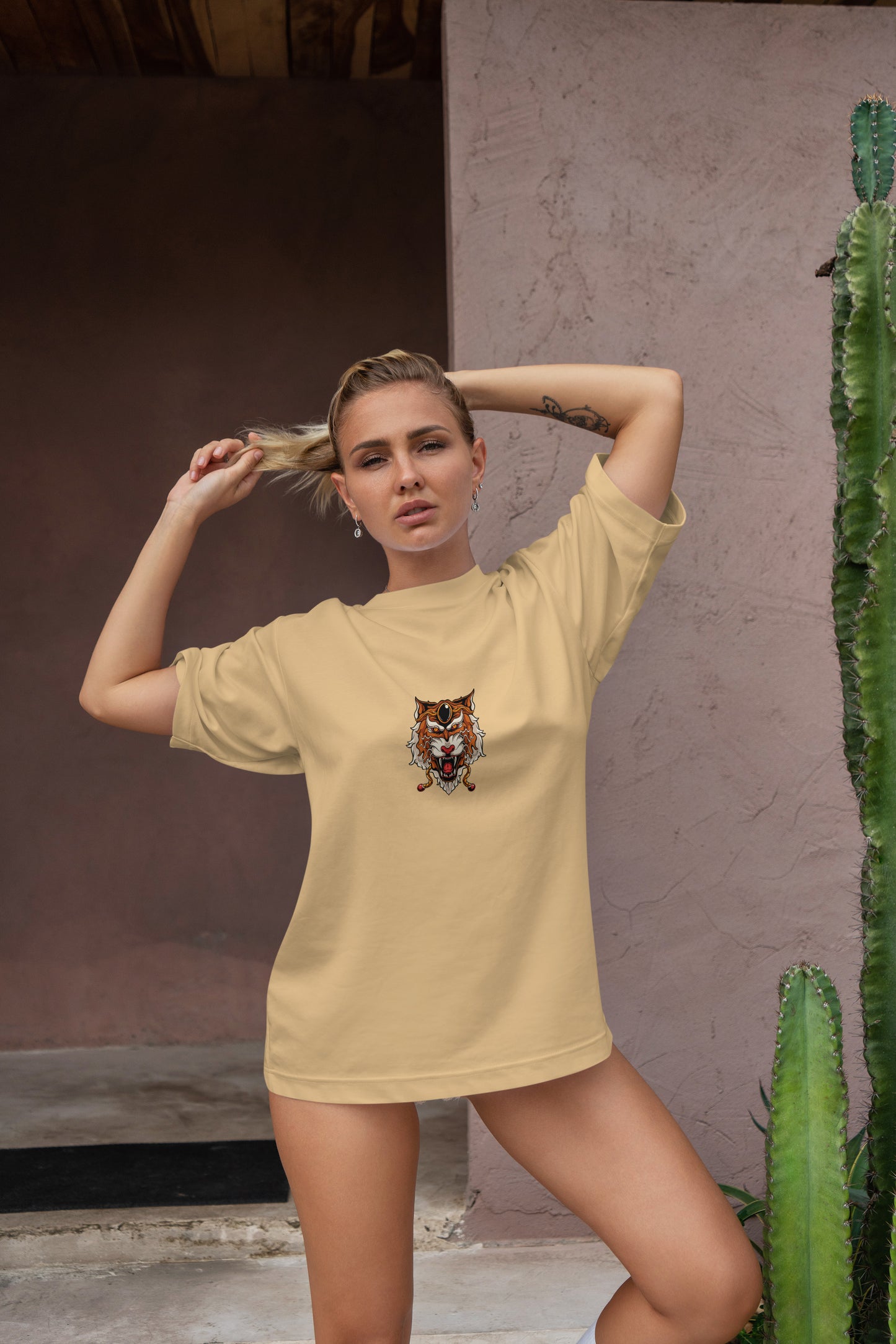 Lion Graphic Printed Unisex Oversized T-shirt D075