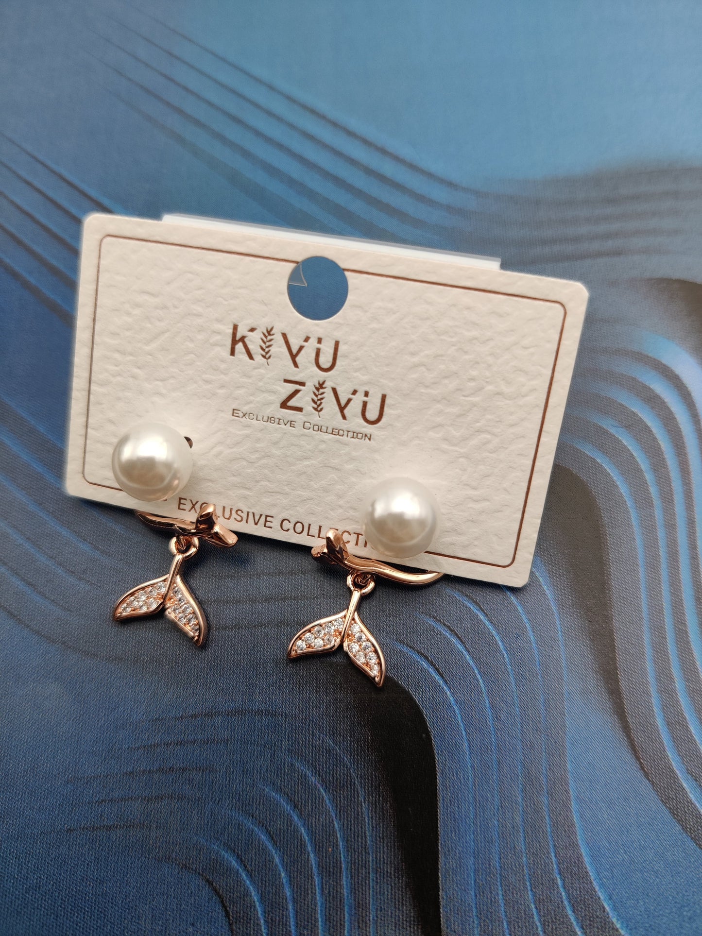 925 Fishtail Golden Pearl Earrings 15119